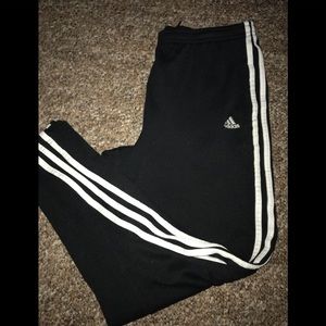 Adidas pants (m)🎀